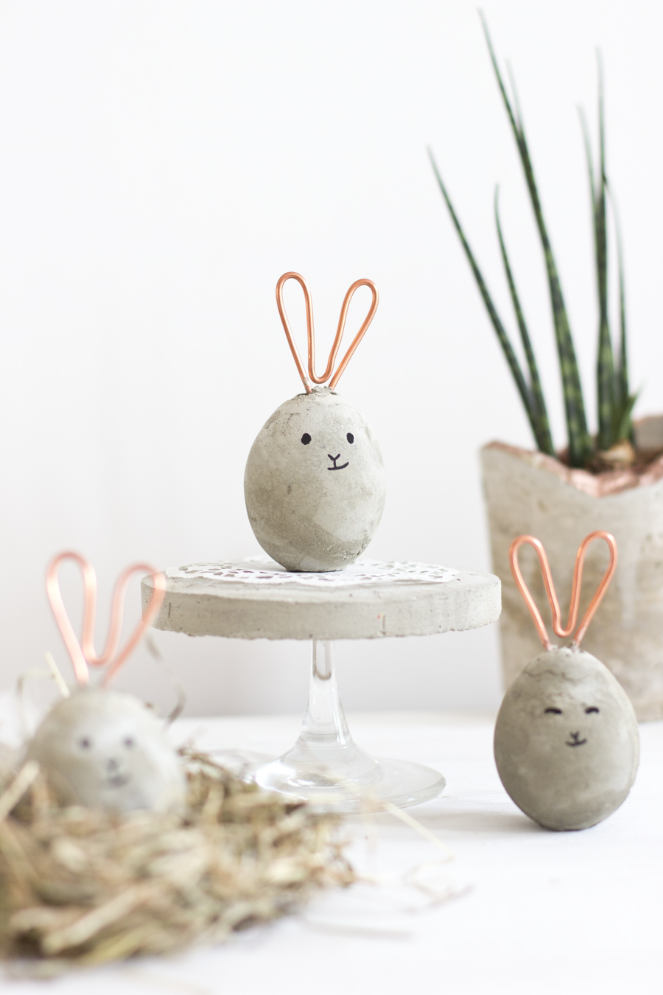 Look What I Made_Concrete &amp; Copper Easter Bunnies_Shelley Makes